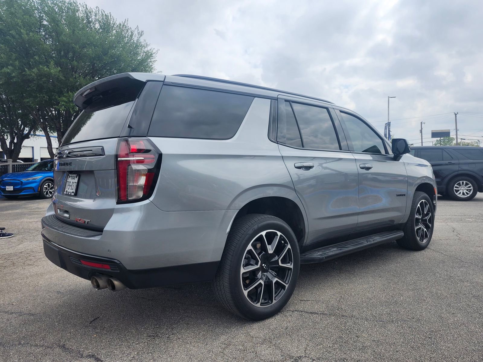 Used 2023 Chevrolet Tahoe RST w/ Sport Performance Package image 4