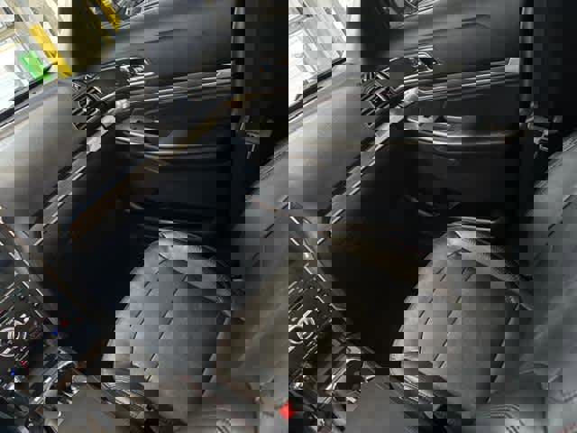 Certified 2018 Ford Explorer Sport w/ Equipment Group 401A image 8