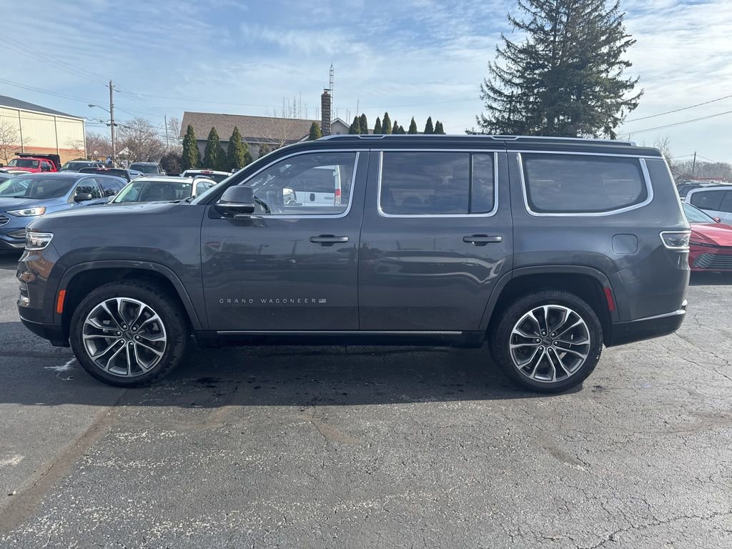 Used 2022 Jeep Grand Wagoneer Series III w/ Rear Seat Video Group 1 image 6