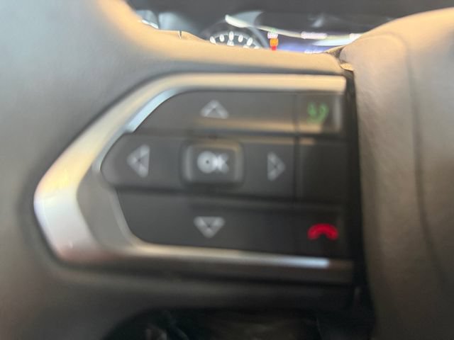 Used 2024 Jeep Compass Latitude AWD/4WD image 9