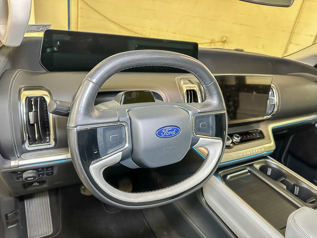 Certified 2025 Ford Expedition Max Platinum AWD/4WD image 29