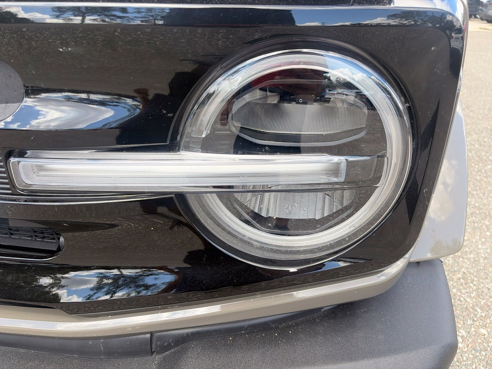 Certified 2025 Ford Bronco Outer Banks AWD/4WD image 10