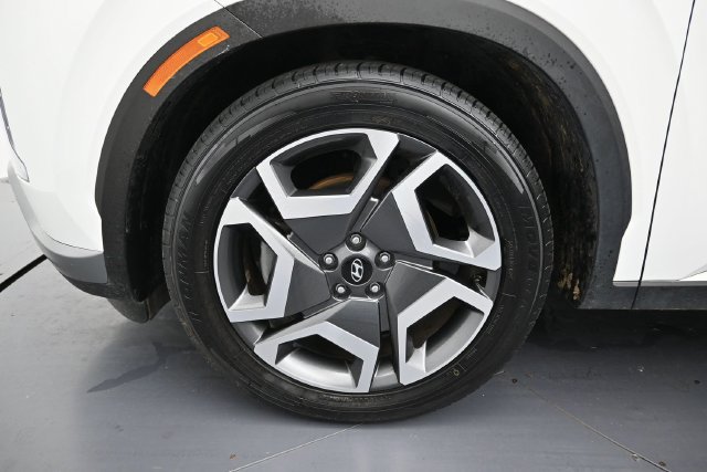 Used 2024 Hyundai Palisade Limited FWD image 9