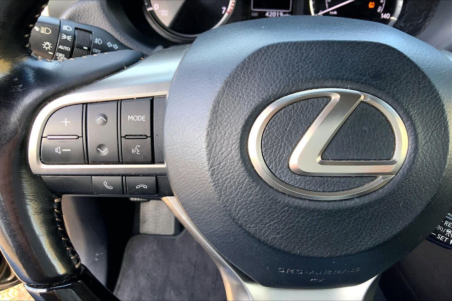 Used 2022 Lexus GX 460 Premium w/ Premium Package AWD/4WD image 24