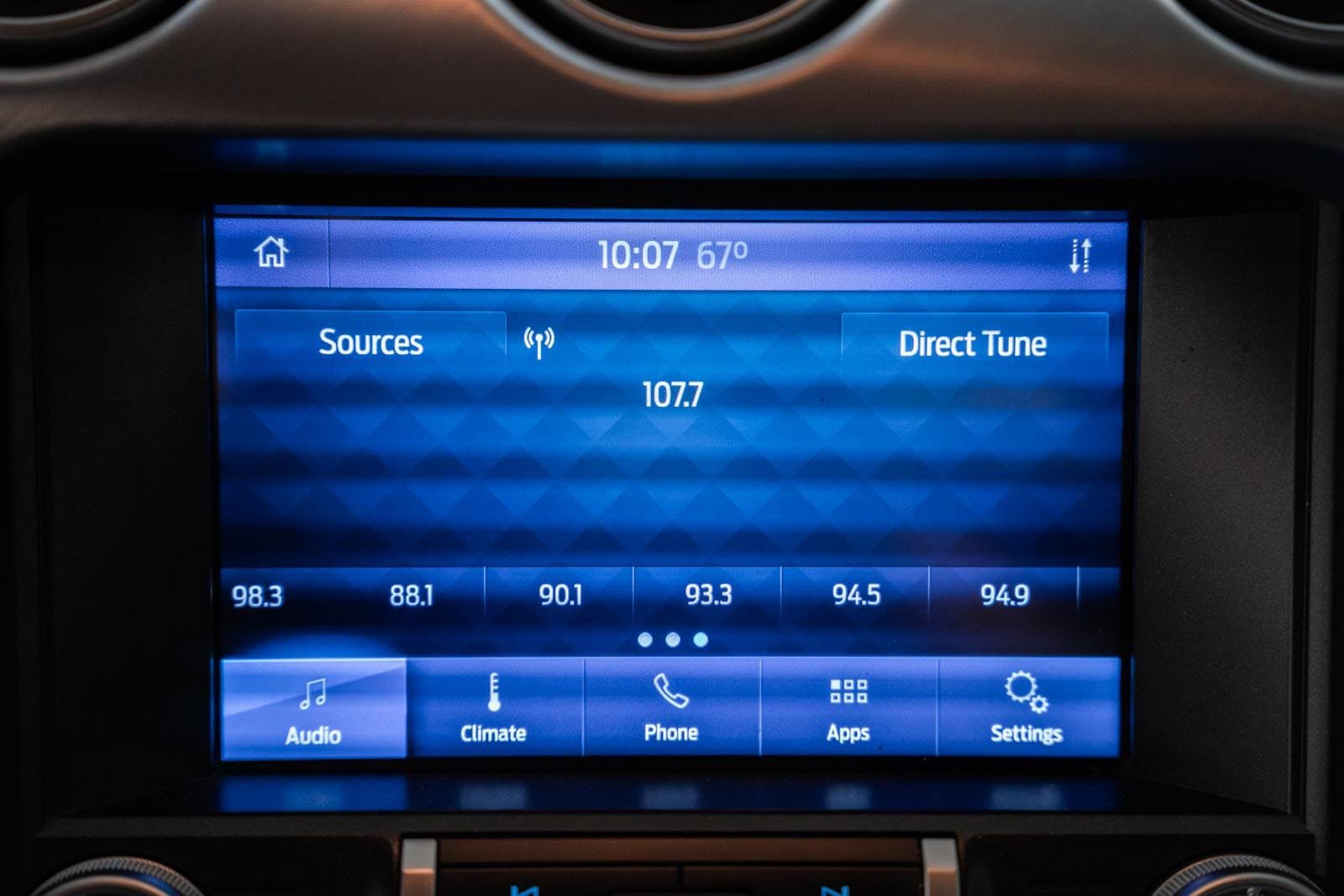 Certified 2020 Ford Mustang Premium RWD image 29