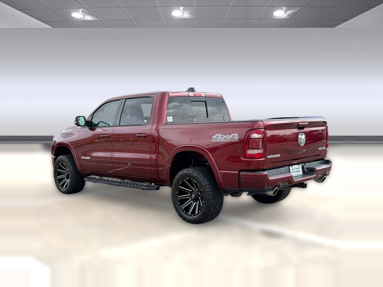 Used 2019 RAM 1500 Laramie w/ Sport Appearance Package image 5