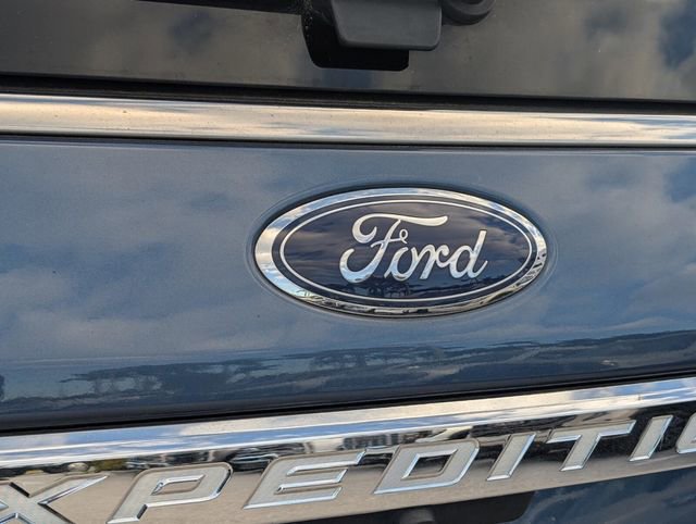 Certified 2020 Ford Expedition XLT w/ Equipment Group 202A image 15