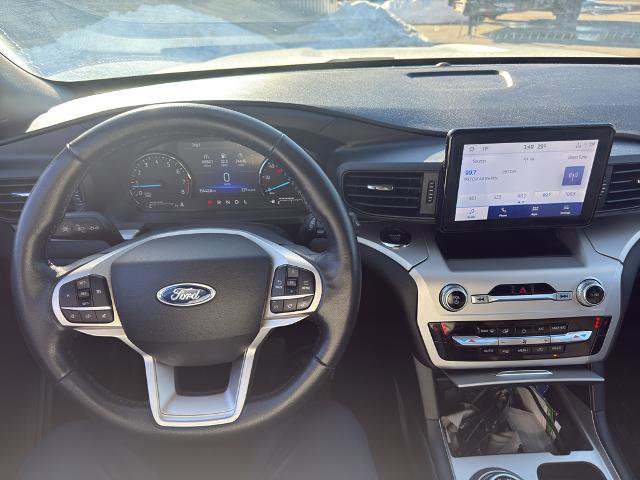 Certified 2022 Ford Explorer XLT image 9