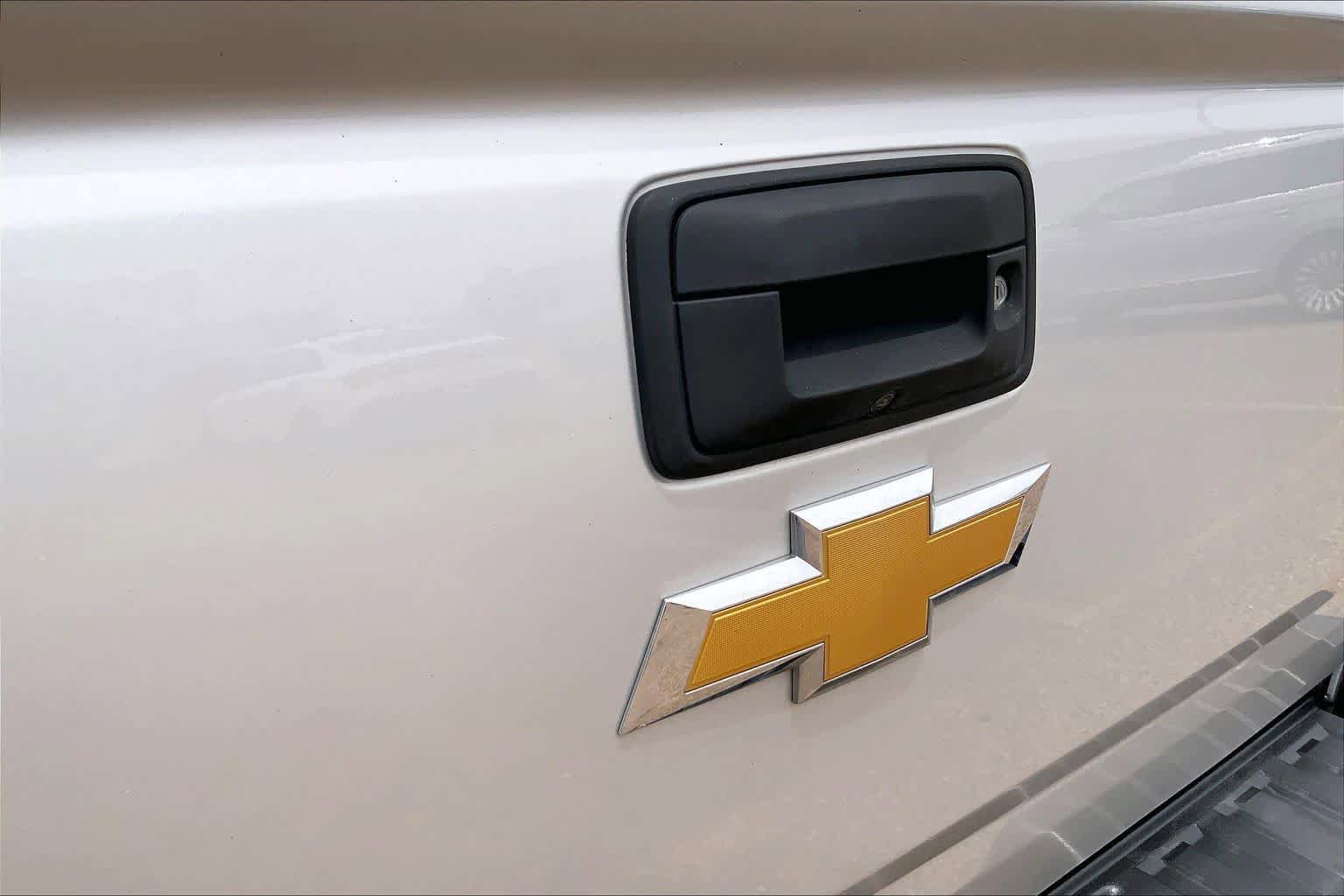 Used 2020 Chevrolet Colorado W/T w/ WT Convenience Package AWD/4WD image 31