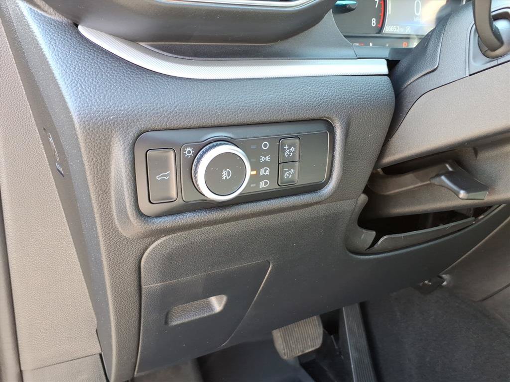 Certified 2023 Ford Explorer XLT w/ Equipment Group 202A AWD/4WD image 12