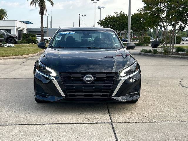 Used 2024 Nissan Altima 2.5 SV FWD image 10
