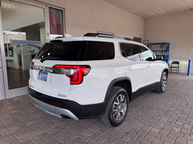 Used 2023 GMC Acadia SLT FWD image 5