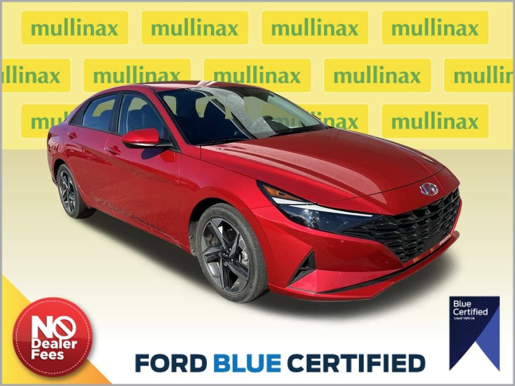 Used 2023 Hyundai Elantra SEL w/ Convenience Package image 4