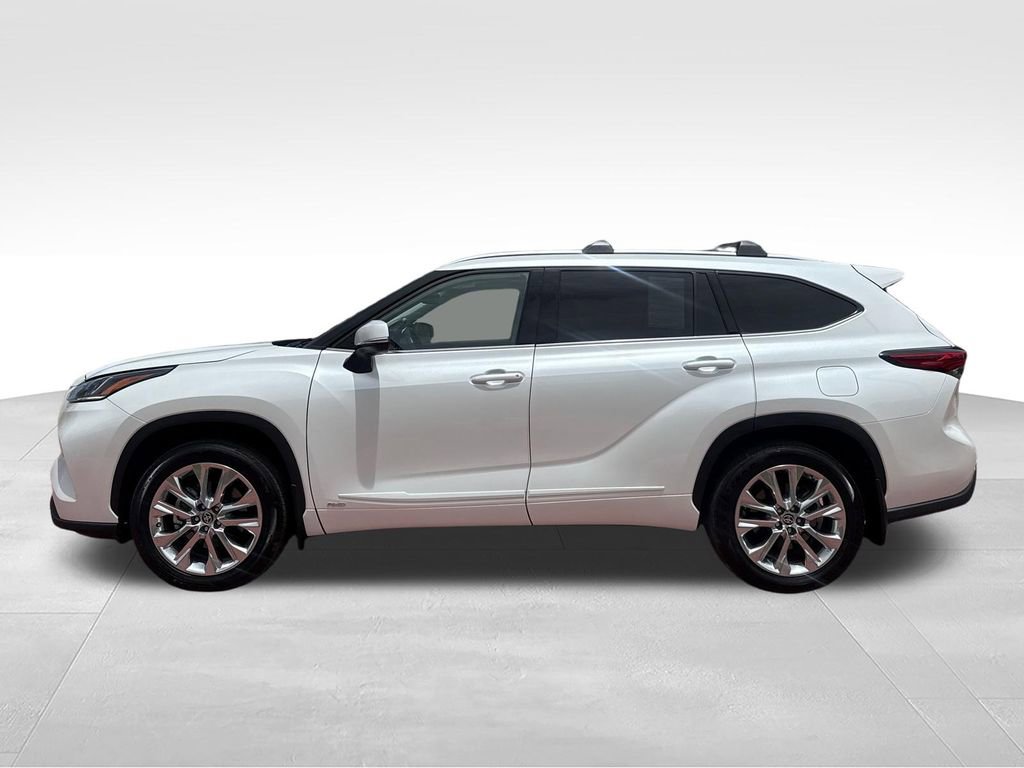 Used 2023 Toyota Highlander Limited AWD/4WD image 4