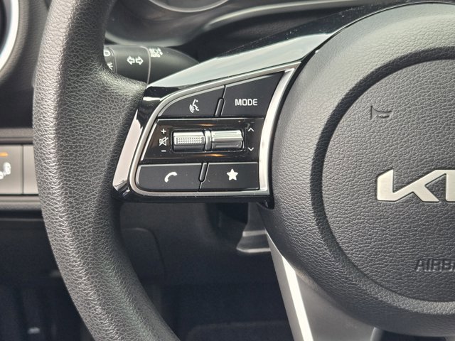 Used 2024 Kia Forte LXS w/ LXS Technology Package FWD image 25