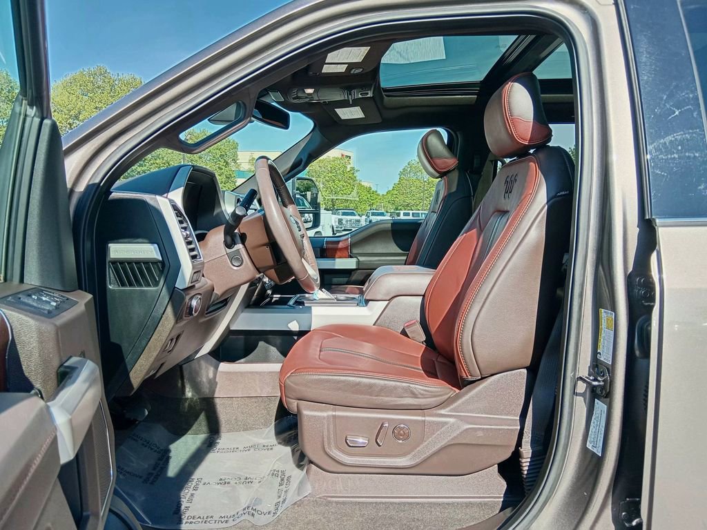 Certified 2018 Ford F350 King Ranch w/ King Ranch Ultimate Package AWD/4WD image 17