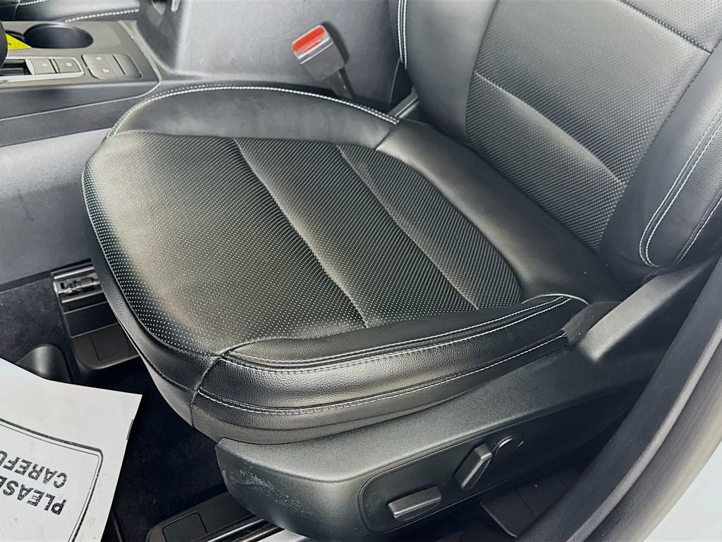 Certified 2022 Ford Escape SEL image 19