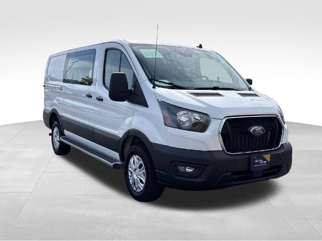 Certified 2025 Ford Transit 250 Low Roof w/ Exterior Upgrade Package RWD image 5