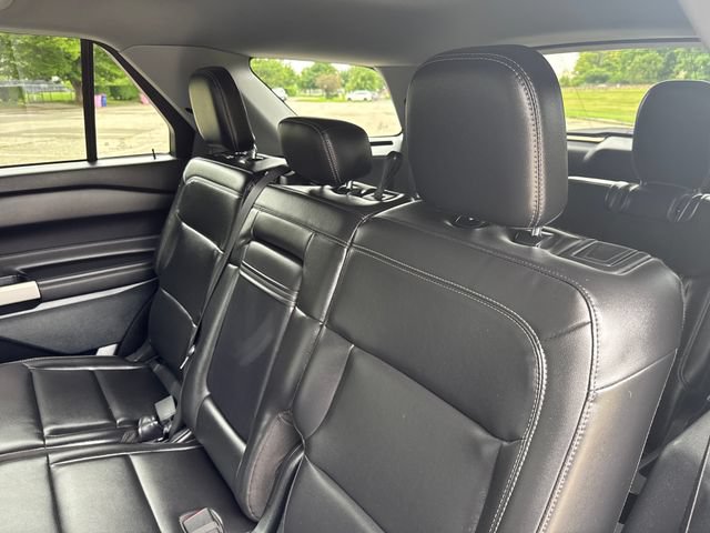 Certified 2023 Ford Explorer XLT w/ Equipment Group 202A AWD/4WD image 25