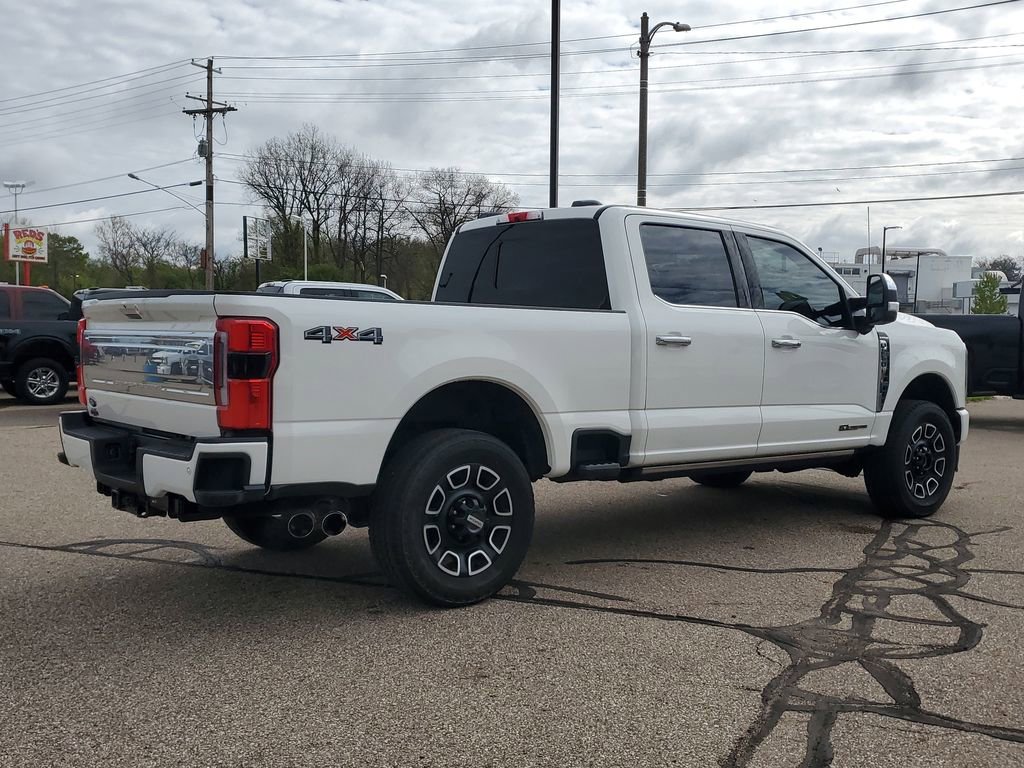 Certified 2024 Ford F250 Platinum AWD/4WD image 3