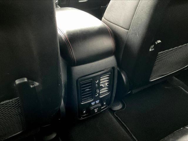 Used 2025 Dodge Durango R/T AWD/4WD image 12