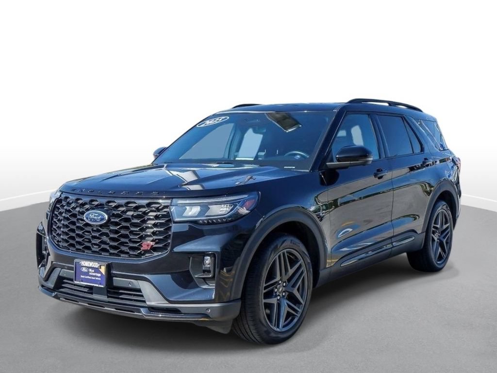 Certified 2025 Ford Explorer ST AWD/4WD image 3