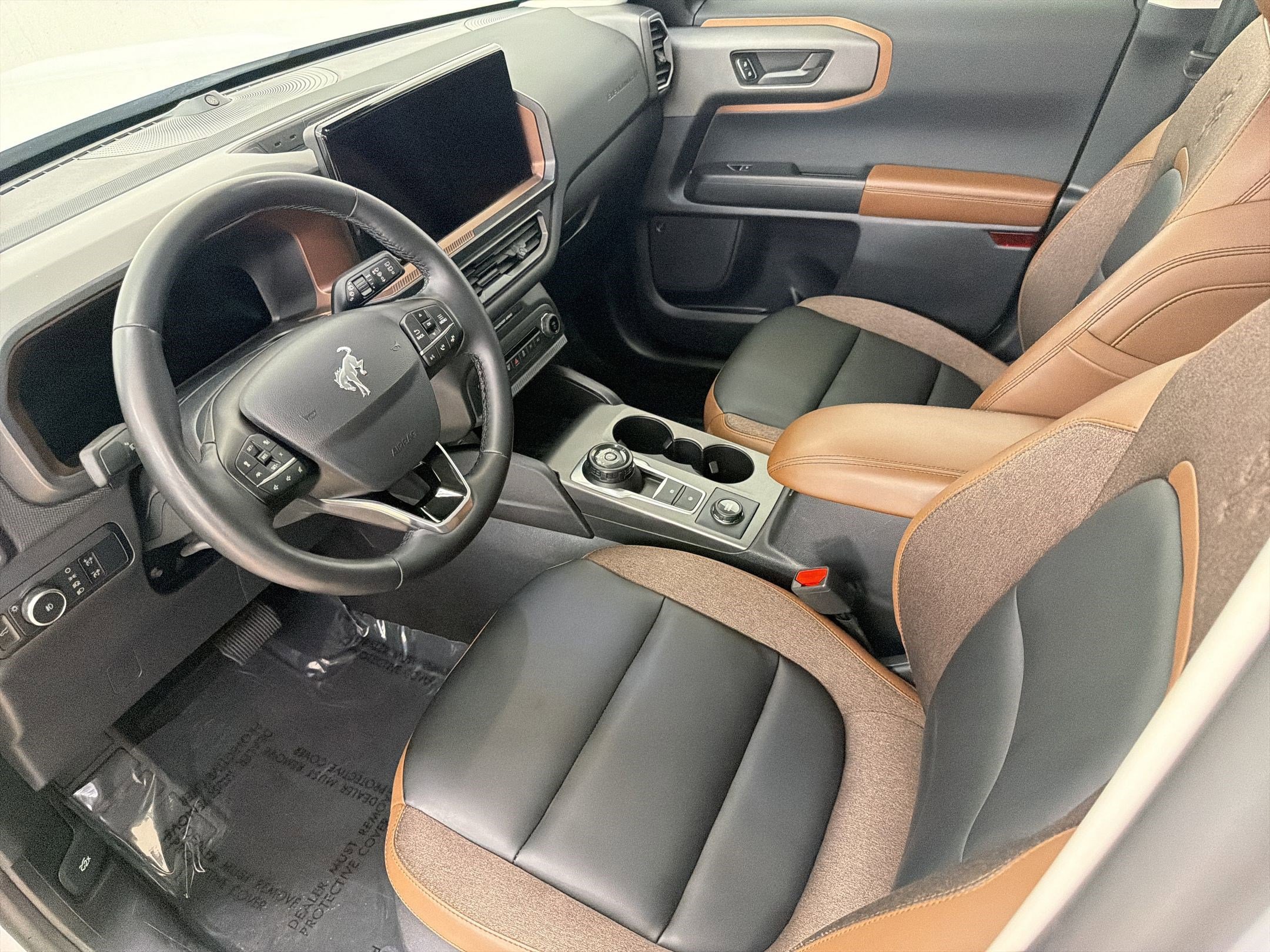 Certified 2025 Ford Bronco Sport Outer Banks w/ Outer Banks Tech Package+ AWD/4WD image 22