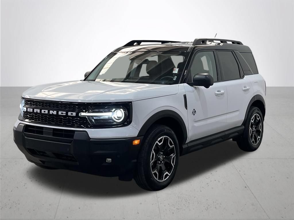 Certified 2025 Ford Bronco Sport Outer Banks w/ Outer Banks Tech Package+ AWD/4WD image 2
