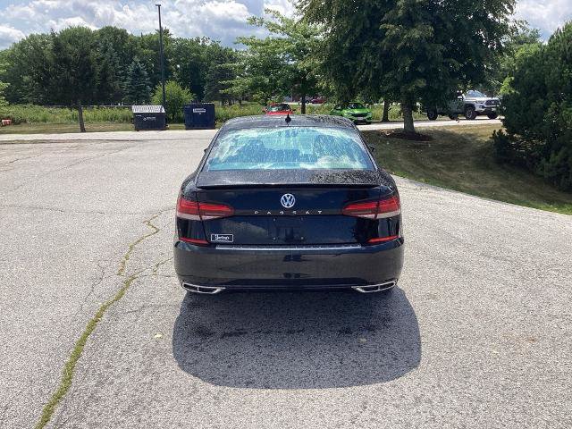Used 2020 Volkswagen Passat 2.0T R-Line FWD image 5
