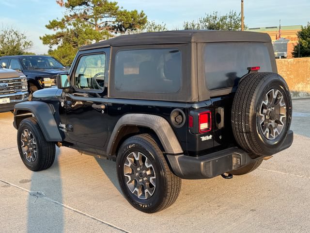 Used 2018 Jeep Wrangler Sport AWD/4WD image 7