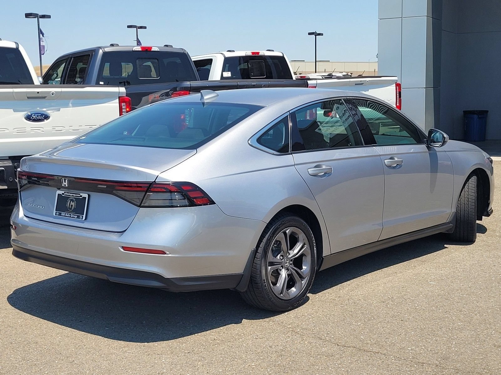 Used 2023 Honda Accord EX image 4