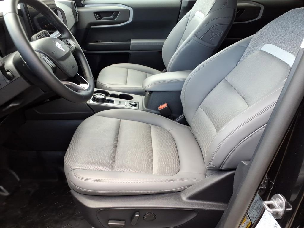 Certified 2025 Ford Bronco Sport Badlands AWD/4WD image 13