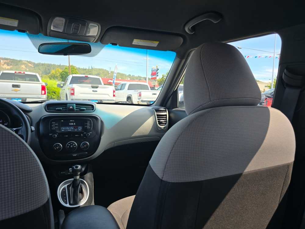 Used 2019 Kia Soul FWD image 14