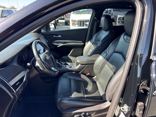 Used 2023 Cadillac XT4 Premium Luxury FWD image 18