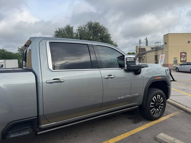 Used 2024 GMC Sierra 2500 Denali Ultimate AWD/4WD image 7