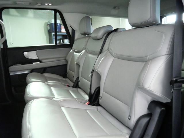 Certified 2025 Ford Expedition Max Active AWD/4WD image 14