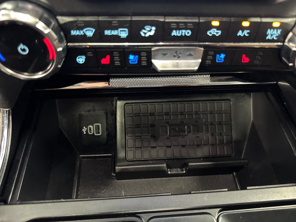 Certified 2025 Ford F150 King Ranch AWD/4WD image 38
