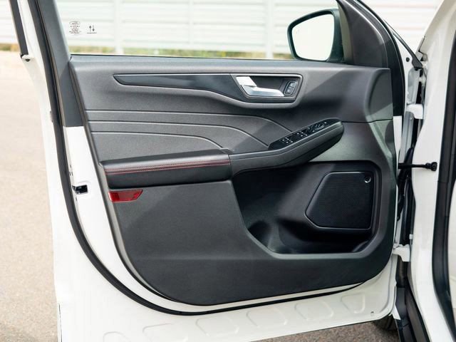 Certified 2024 Ford Escape ST-Line w/ Tech Pack #1 FWD image 14