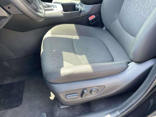 Used 2024 Toyota RAV4 XLE FWD image 8