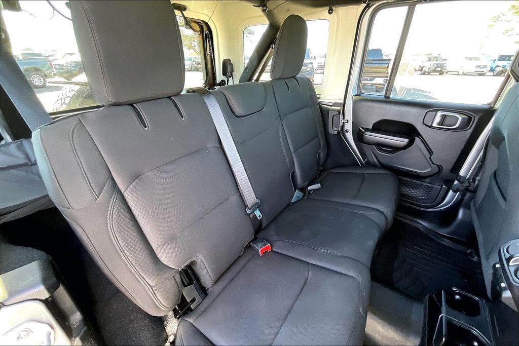 Used 2020 Jeep Wrangler Unlimited Sport S image 21