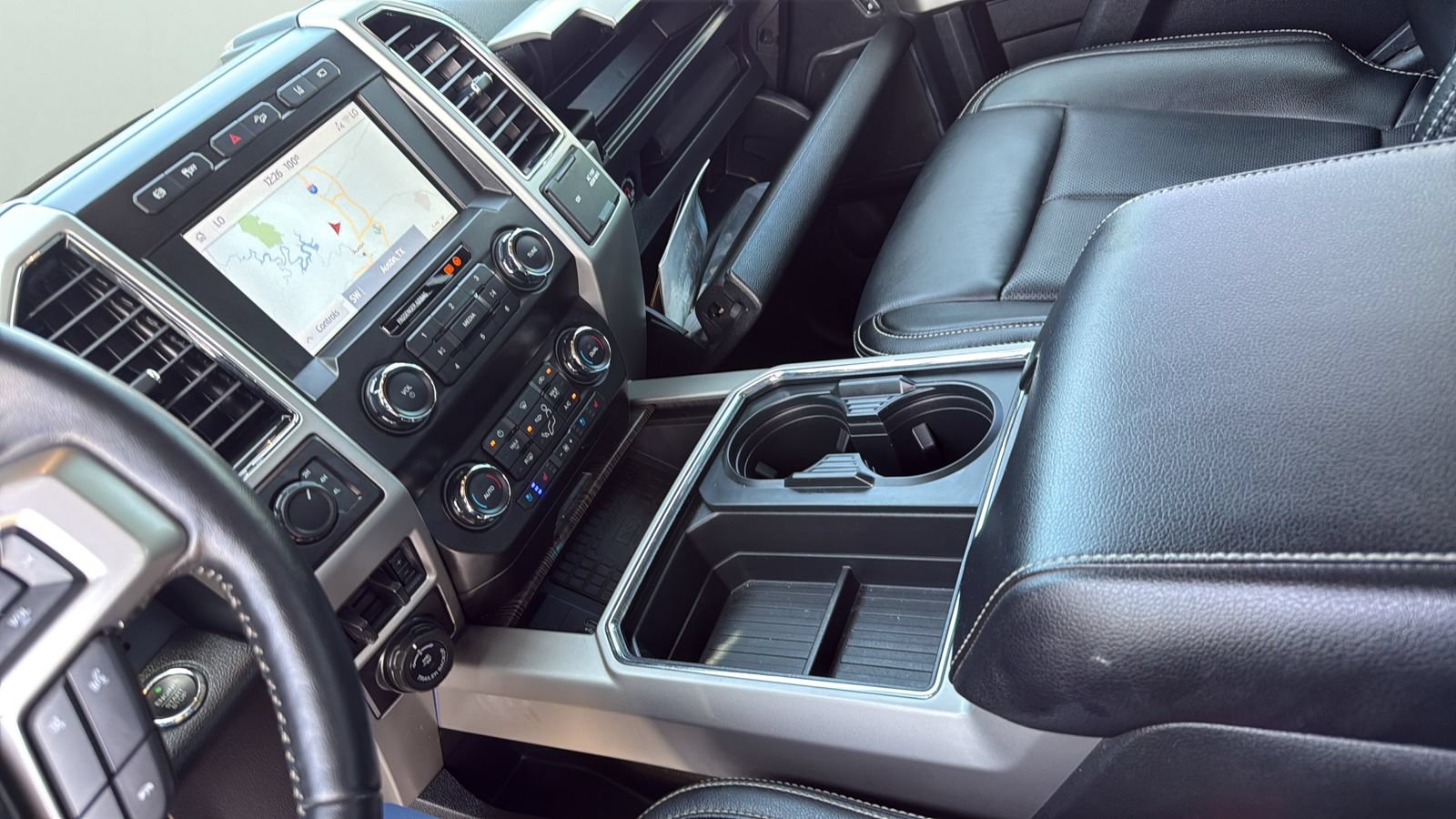 Certified 2021 Ford F350 Lariat w/ Lariat Ultimate Package AWD/4WD image 21