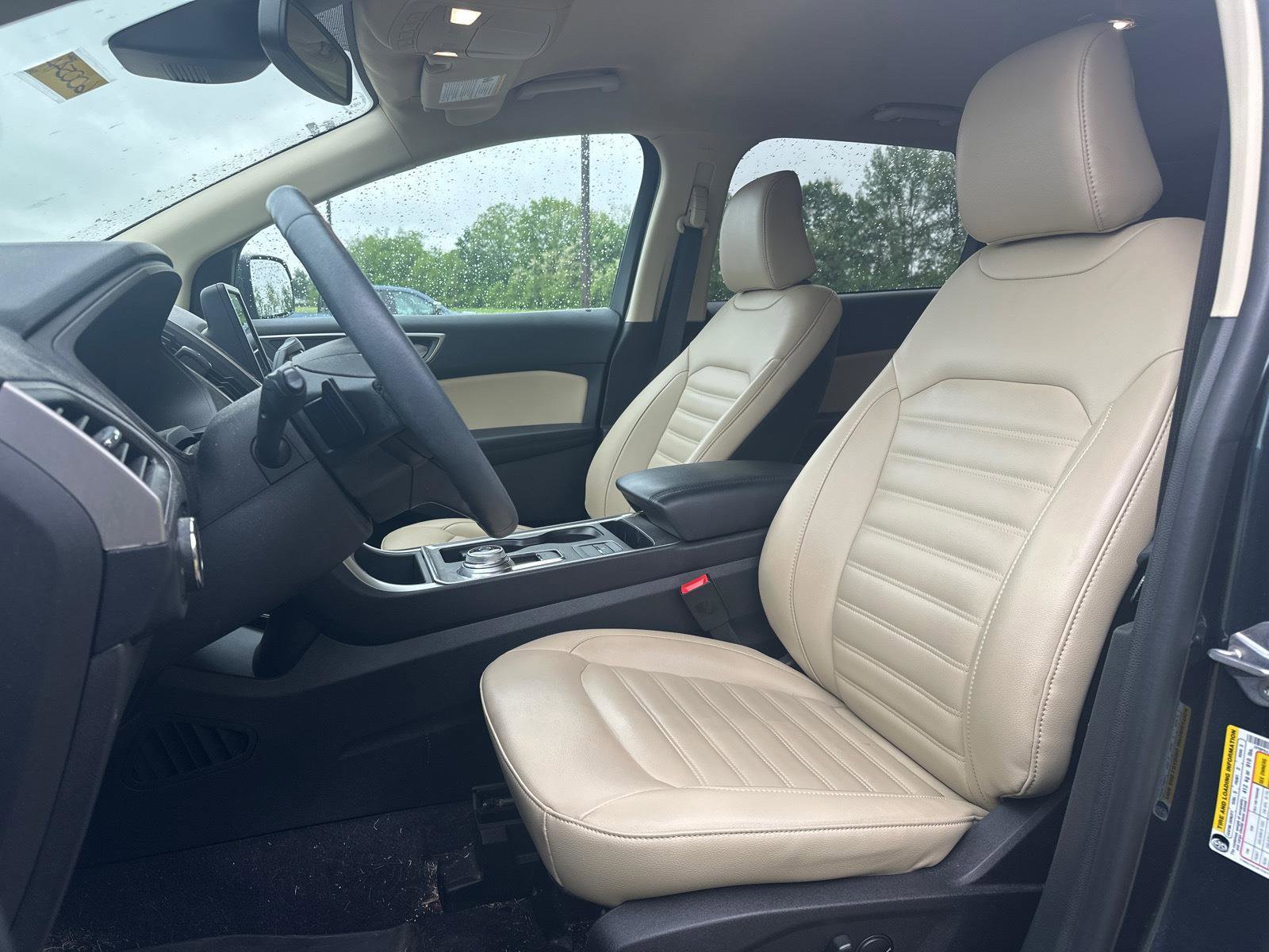 Certified 2024 Ford Edge SEL w/ Convenience Package AWD/4WD image 6