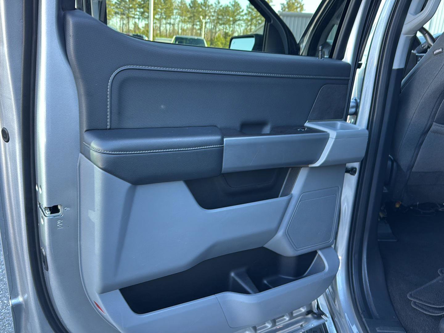 Certified 2024 Ford F150 XLT w/ Mobile Office Package image 15