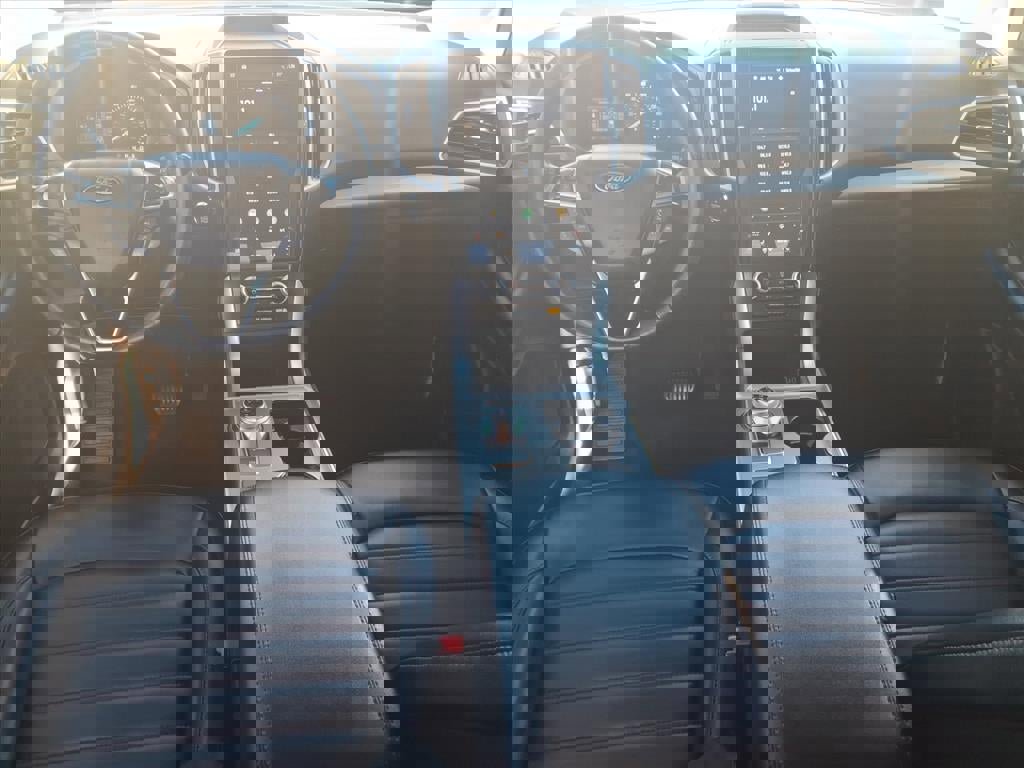 Certified 2024 Ford Edge SEL w/ Convenience Package image 19