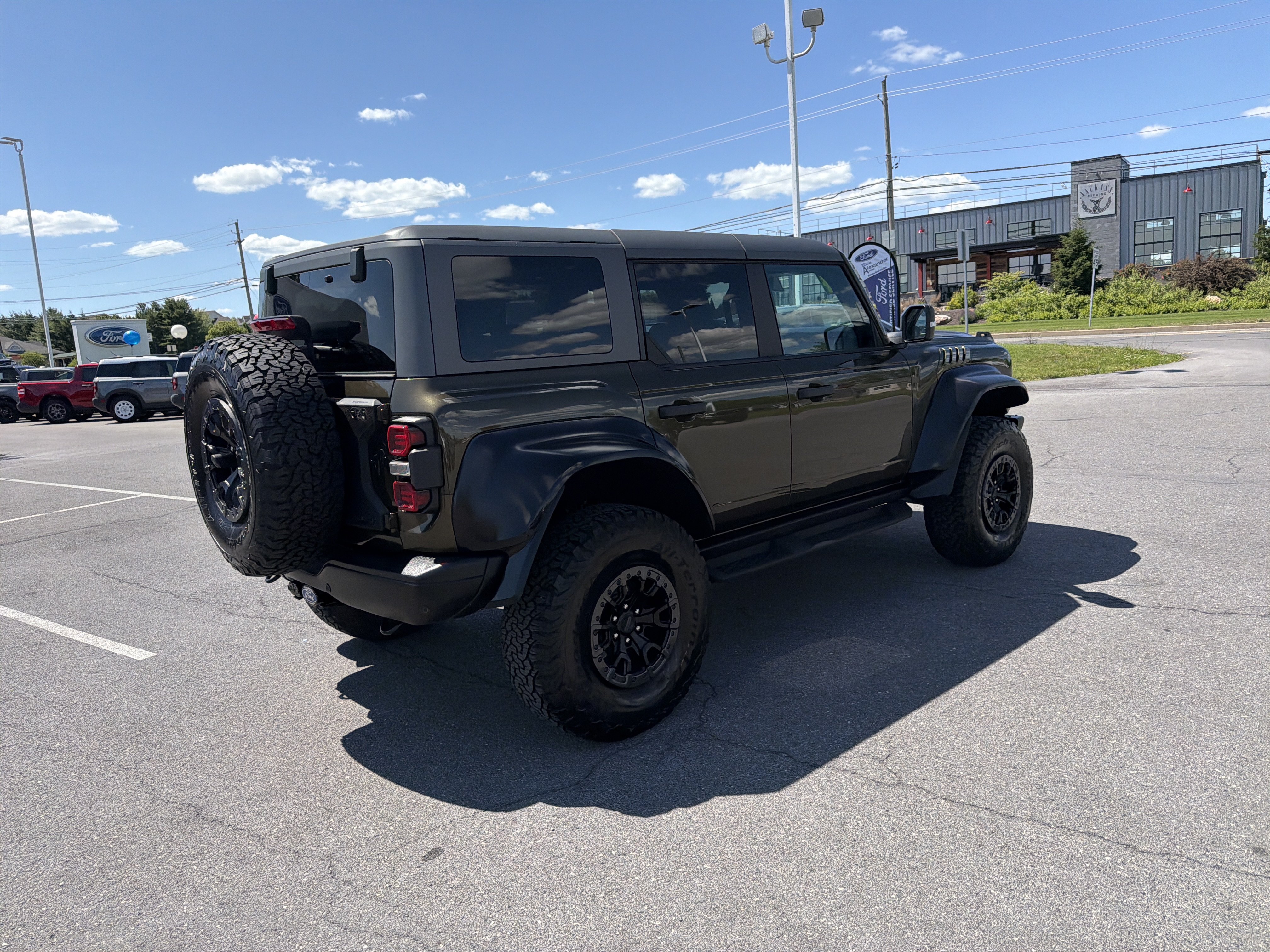 Certified 2024 Ford Bronco Raptor w/ Interior Carbon Fiber Pack 6 AWD/4WD image 3