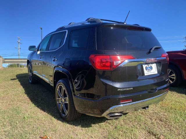 Used 2018 GMC Acadia Denali w/ Technology Package AWD/4WD image 5