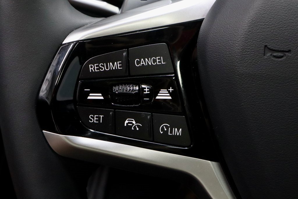 Used 2025 BMW 330i xDrive Sedan image 24