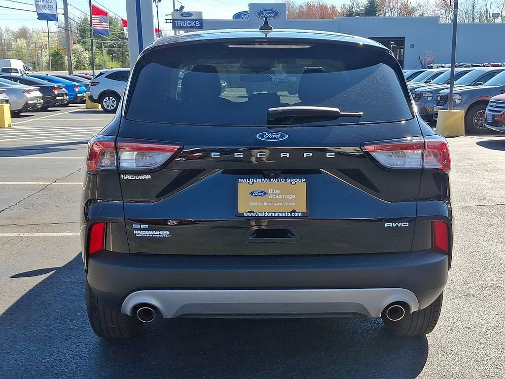 Certified 2022 Ford Escape SE w/ Cold Weather Package AWD/4WD image 4