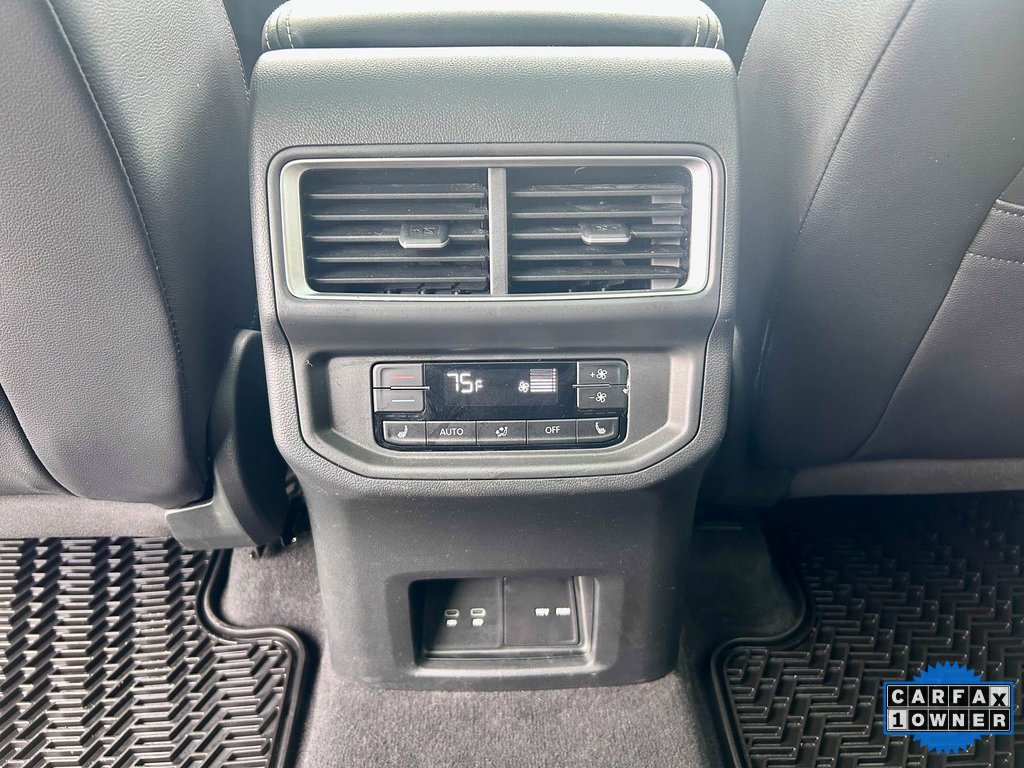 Used 2024 Volkswagen Atlas SEL Premium R-Line image 31