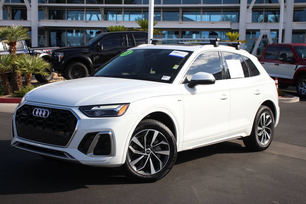 Used 2023 Audi Q5 2.0T Premium w/ Convenience Package AWD/4WD image 1